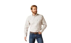 Ariat Mens White Sand Longhorn Print Wrinkle Free Casual Kashton Fitted Long Sleeve Shirt